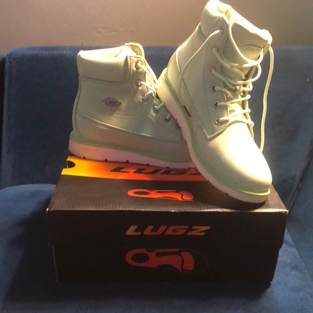Lugz Light Green Boots